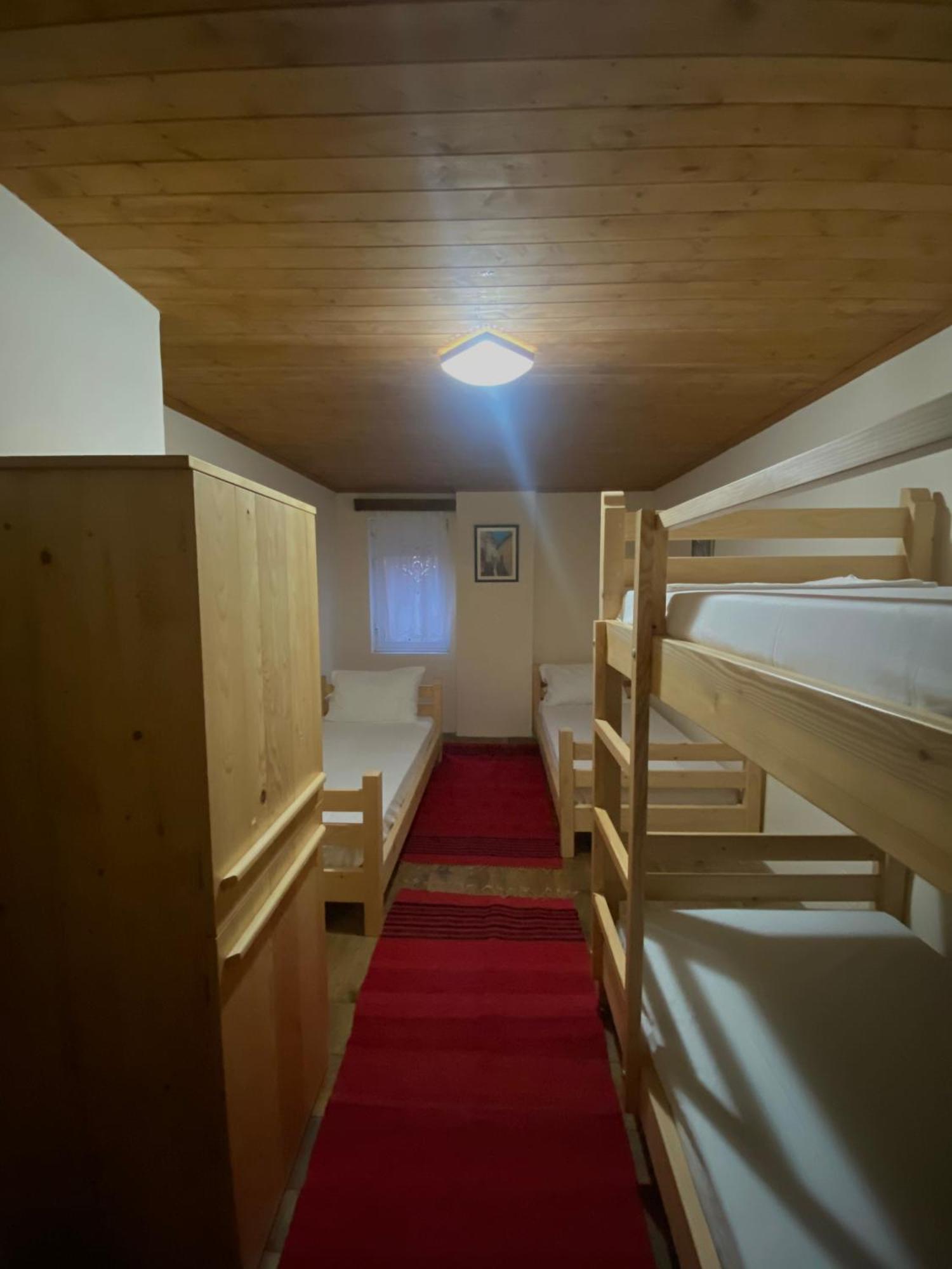 Teo'S Guest House Berat Zewnętrze zdjęcie